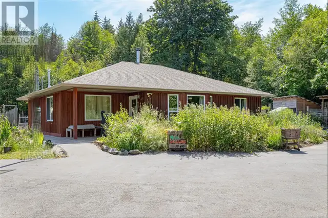 1720 Settler Rd Qualicum Beach, British Columbia in Condos for Sale in Parksville / Qualicum Beach - Image 4