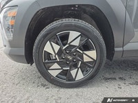 *WIRELESS APPLE CAR PLAY, ANDROID AUTO, SUNROOF, HEATED STEERING, PREMIUM CLOTH, DUAL-ZONE AUTOMATIC... (image 9)
