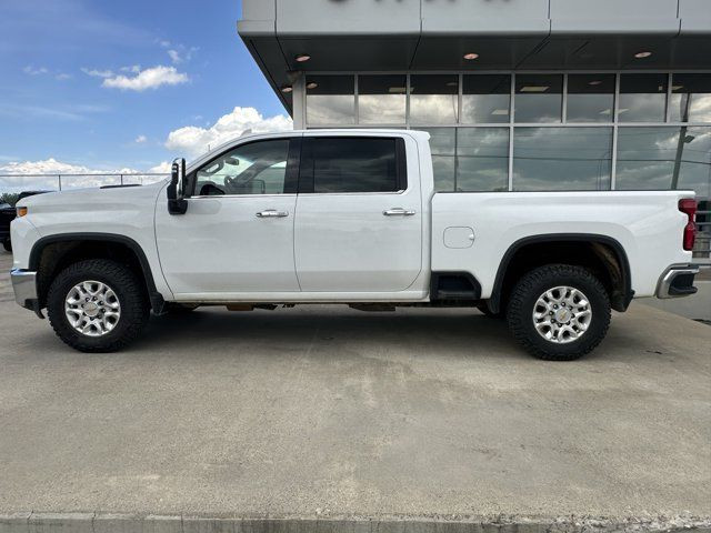 2022 Chevrolet Silverado 2500HD LTZ | 6.6L V8 GAS in Cars & Trucks in Calgary - Image 2