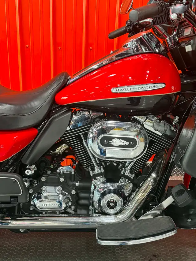 2010 Harley-Davidson Touring 2010 HARLEY DAVIDSON ULTRA LIMITED  in Street, Cruisers & Choppers in Moncton - Image 11