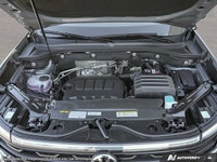 This Volkswagen Atlas Cross Sport has a dependable Intercooled Turbo Regular Unleaded I-4 2.0 L/121... (image 7)