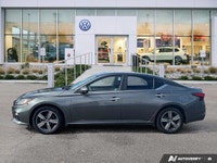 This Nissan Altima boasts a Regular Unleaded I-4 2.5 L/152 engine powering this Variable transmissio... (image 1)
