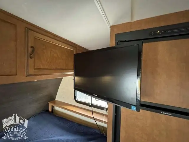 2013 ,Apex,Coachmen RV 189FBS in Travel Trailers & Campers in Kamloops - Image 7