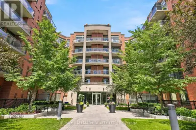 Welcome to this well-maintained 980 sq. ft. condo located at The Renaissance Court in Market Lane. T...