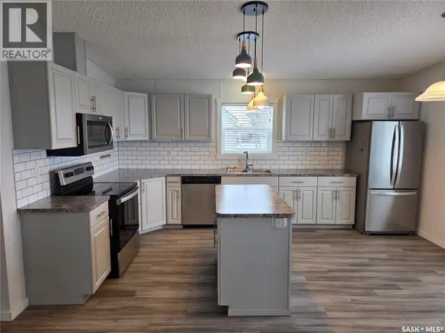413 Railway STREET Kipling, Saskatchewan in Houses for Sale in Regina - Image 16