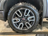 Welcome to Mann-Northway Auto Source. Commanding attention in its sleek Gray finish, this 2022 GMC S... (image 9)