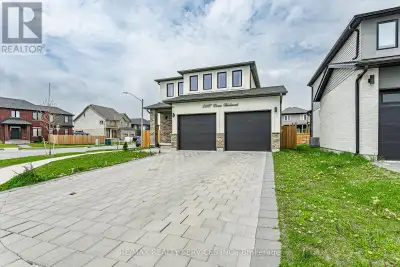 Presenting an exceptional custom residence by Patrick Hazzard Custom Homes in the highly coveted Sum...