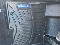 One Owner, Trend Pkg, Leather, Panoramic Roof, Navigation, AWD2024 Hyundai Tucson Trend in a strikin... (image 9)