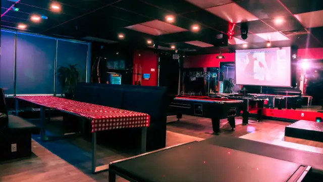 SALA DE FIESTAS63284920505091122