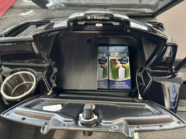 2026 Legend 17 XT Sport Package in Powerboats & Motorboats in Sudbury - Image 18