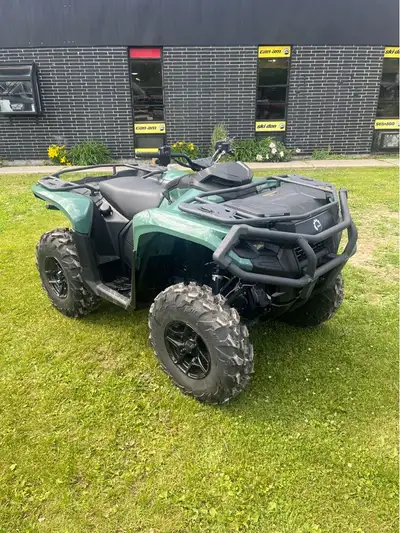 SAVE $1000 WAS $12,149, NOW $11,149+ FRT/PDI Financing Available (Call or Text for Details) (613)267...