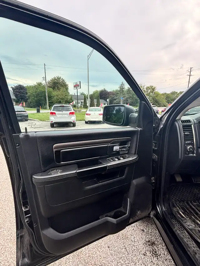 2016 Ram 1500580120416008939524