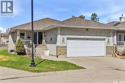 Welcome to 2827 Meadow Park Crescent in the desirable Wood Meadows community! This beautifully maint...