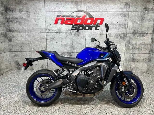 2025 YAMAHA MT-09 in Sport Touring in Laval / North Shore - Image 2