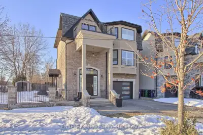 Price: $1,599,999/ $6,070/mo This stunning 4-storey detached home in prestigious Etobicoke offers pr...