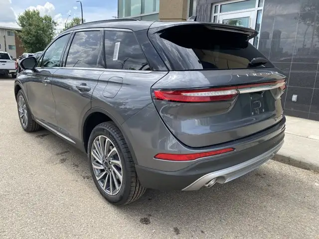 2025 Lincoln Corsair Reserve | Executive Driven in Cars & Trucks in Edmonton - Image 15