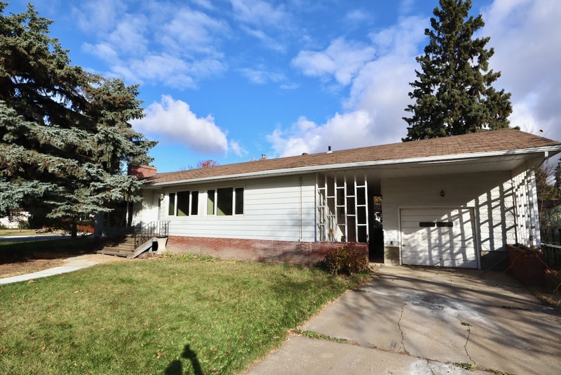 4 Bed 2 Bath Belgravia House For Rent Edmonton Long Term Rentals