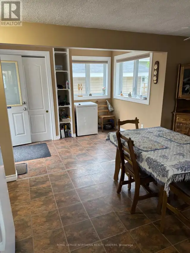 69 GRASSLANDS ROAD W Timmins (TNE - North), Ontario62864372245890124