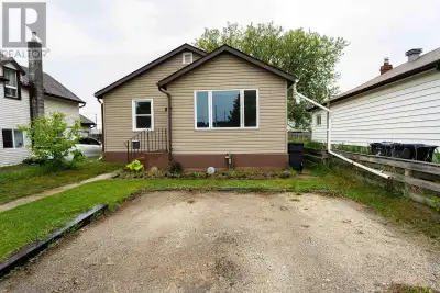 Move right in and enjoy! This updated 2+1 bedroom bungalow offers stylish, modern finishes and plent...