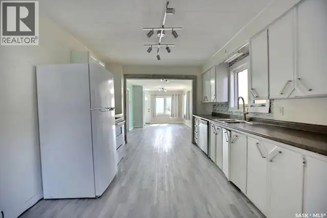 424 ARTHUR STREET Regina, Saskatchewan in Houses for Sale in Regina - Image 11