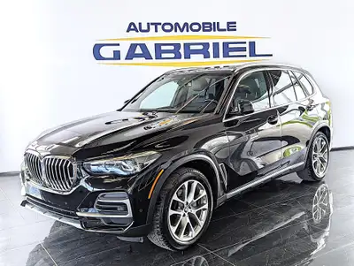 Comes equipped with: Power Trunk, Power Mirrors, Sunroof , Load Bearing Exterior Rack, Halogen Headl...