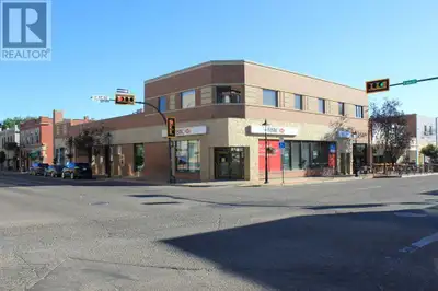 Prime location on the corner of 3rd street and 6th Avenue this office/retail space consists of 3190...