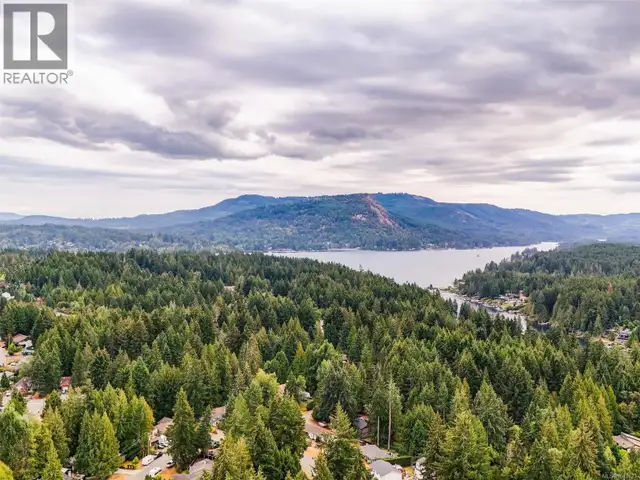 2369 Robertson St Shawnigan Lake, British Columbia in Houses for Sale in Victoria - Image 34