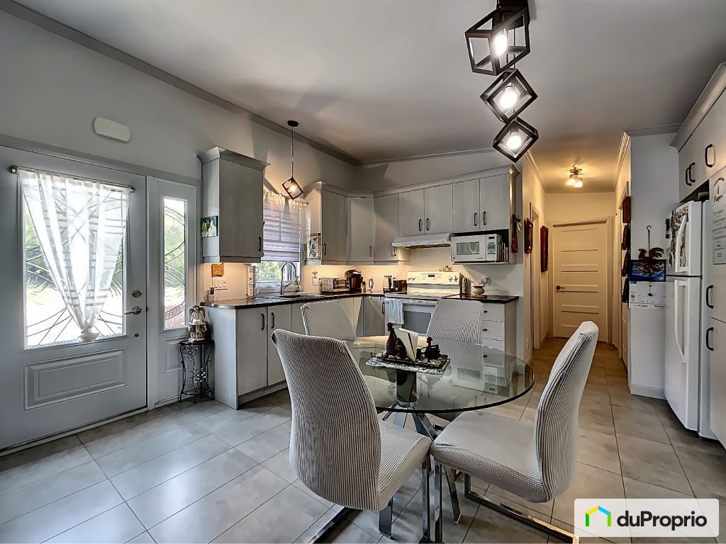 $256,000 - Bungalow for sale in Marston — photo 2
