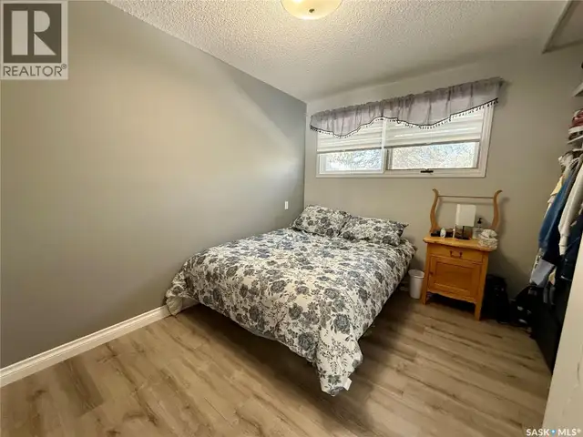 201 4th AVENUE SE Eston, Saskatchewan in Houses for Sale in Swift Current - Image 20