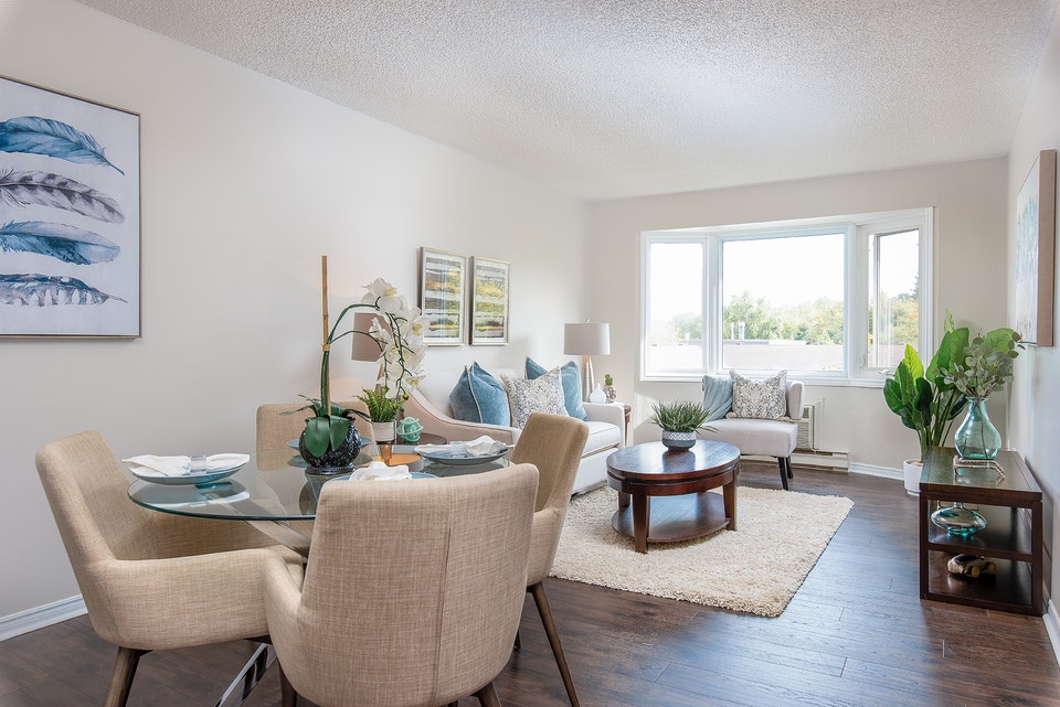 2 BEDROOMS APTS FOR RENT IN ORANGEVILLE! 4