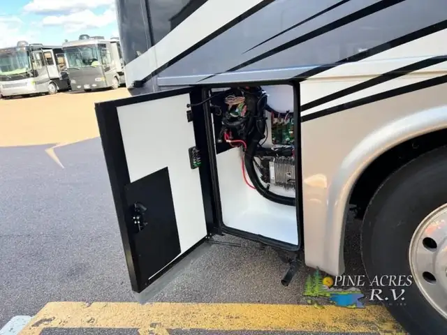 2024 Newmar Ventana 3512 Diesel Pusher in RVs & Motorhomes in Moncton - Image 88