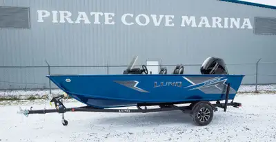 2026 Lund 1675 Adventure SS – PC2183 – Cobalt Blue The Lund Adventure series fishing boats blend a p...