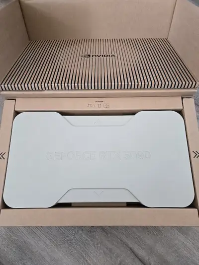 Nvidia GeForce RTX 5090FE - read ad, View more