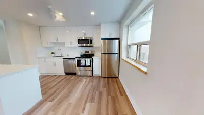 Apartment for Rent at 265 Reynolds, Trafalgar