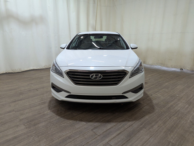 2015 Hyundai Sonata GL in Cars & Trucks in Calgary - Image 2