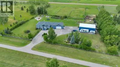 Here you go:Acreage buyers are always told the same thing: if you want space, you have to give up co...