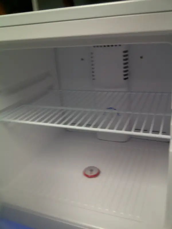 Fridge and Freezer. Apt size. White/Stainless. in Refrigerators in City of Toronto - Image 5