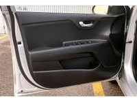 Efficient easy to park and equipped with heated seats and modern safety tech this 2022 Kia Rio LX+ o... (image 1)