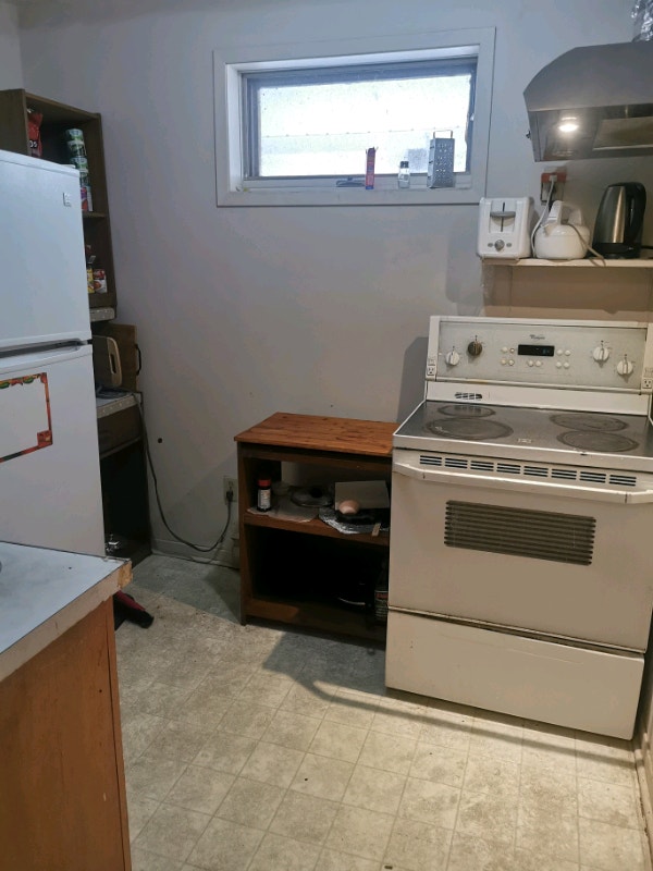 Private room near Lancaster mall and Walmart for rent Room Rentals