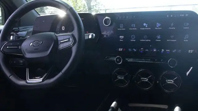 2024 Chevrolet Blazer EV eAWD RS in Cars & Trucks in Edmonton - Image 15