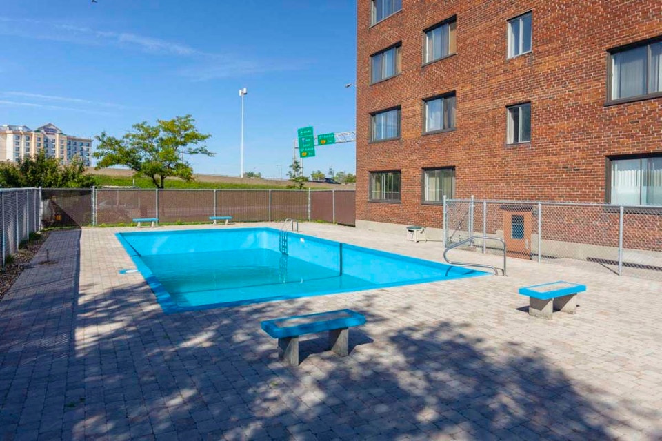 2 Bedroom available at 455 Racine Avenue, Dorval Apartment 5