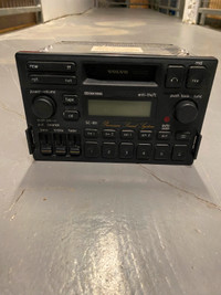 1995 1996 1997 Volvo 850 OEM SC-811 Cassete Player Radio Stereo