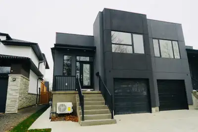 APARTMENT FOR RENT!! Located in a quiet, family friendly neighbourhood in North Welland. Close to Aq...