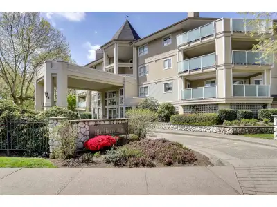 This spacious END UNIT 2-bed, 2-bath home offers 1,190 sq.ft. of living space, that's naturally brig...