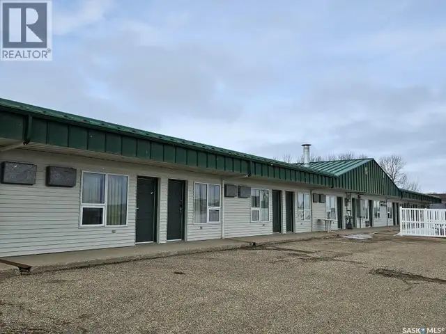 238 Sims AVENUE Weyburn, Saskatchewan in Commercial & Office Space for Sale in Regina - Image 14