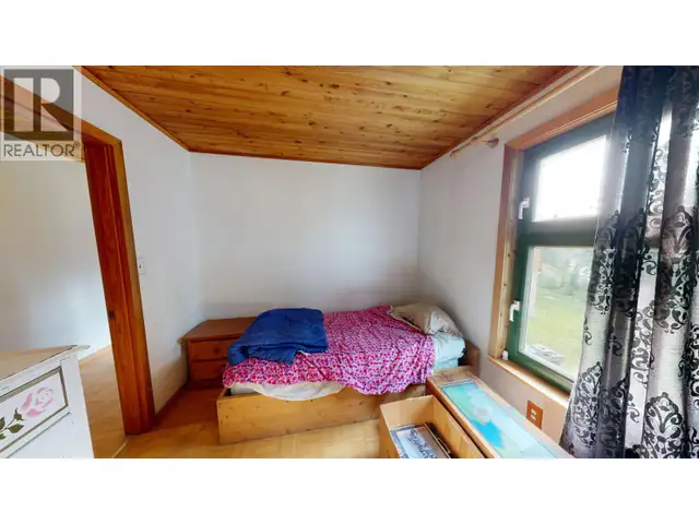 7524 THOMAS POINT ROAD 100 Mile House, British Columbia in Houses for Sale in 100 Mile House - Image 21