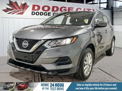 This Nissan Qashqai boasts a Regular Unleaded I-4 2.0 L/122 engine powering this Variable transmissi...