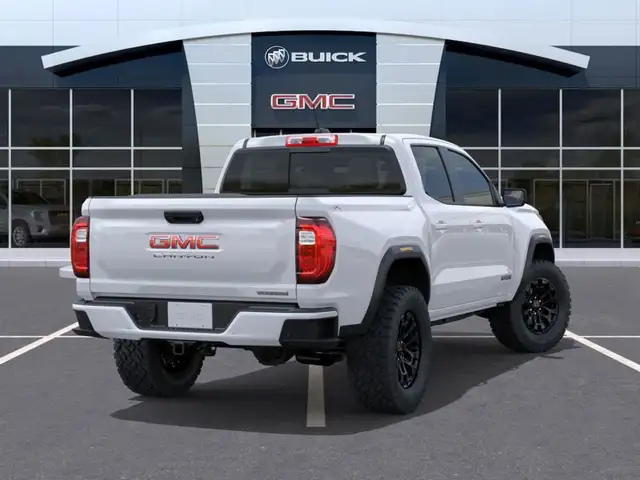 2026 GMC Canyon ELEVATION in Cars & Trucks in City of Montréal - Image 5