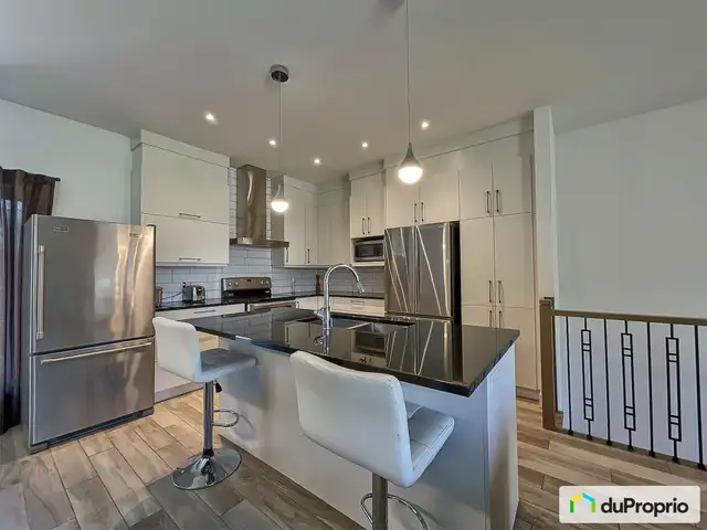 $775,000 - 2 Storey for sale in St-Jean-sur-Richelieu (St-Luc) in Houses for Sale in Saint-Jean-sur-Richelieu - Image 3
