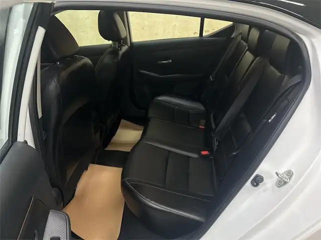 2022 Nissan Sentra SR - Sunroof - Remote Start653533575042591210